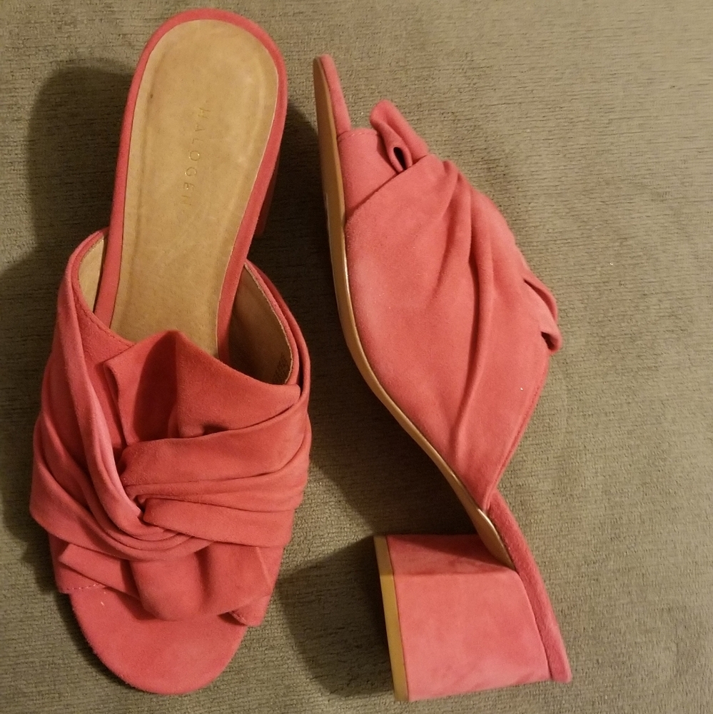 Halogen Coral Suede block heel peep toe mules New